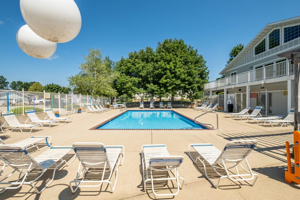 Pelican Ridge Association Clubhouse & Pool Area on Lower Gar Lake