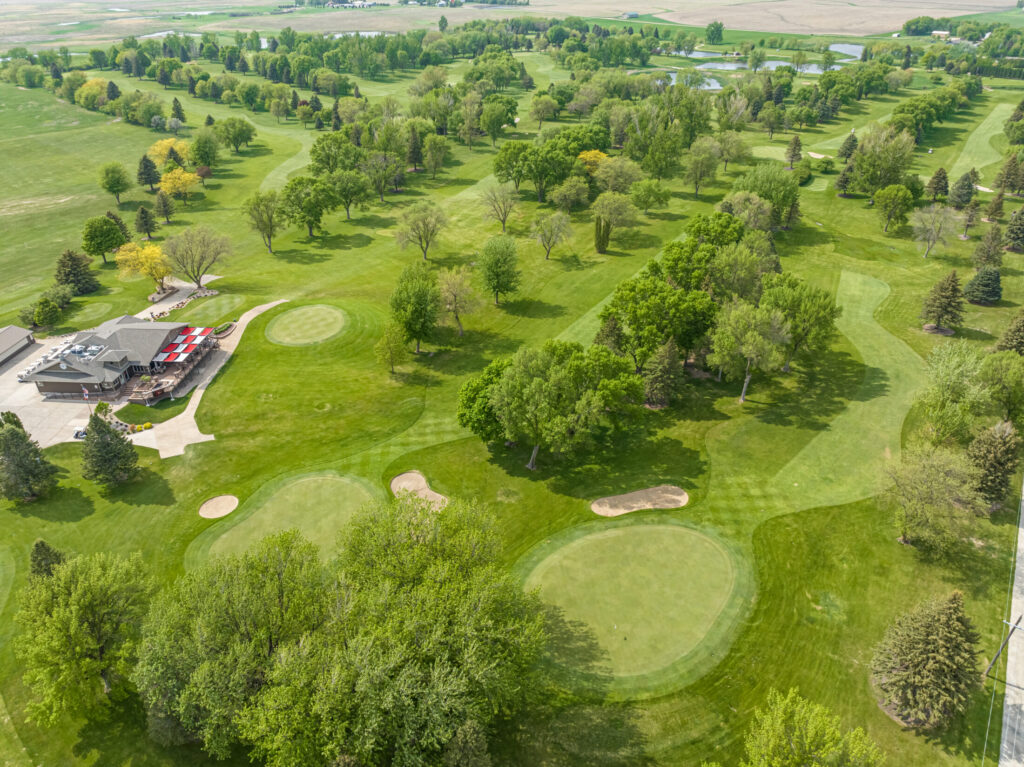 Okoboji View Golf Course and Pub19 Bar & Grill in Spirit Lake, Iowa, Blog by Okoboji Realty